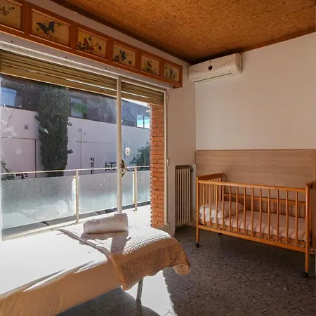 Pool House Apartment Barcelona