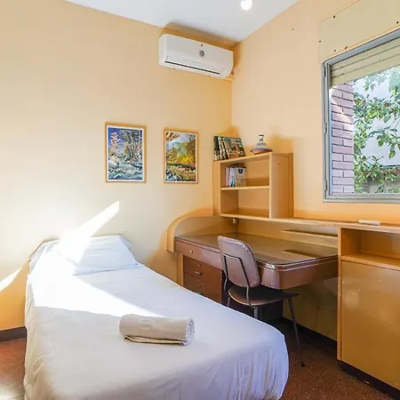 Pool House Apartment Barcelona