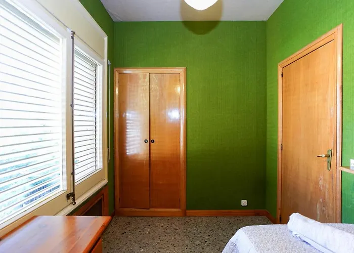 Pool House Апартаменты *